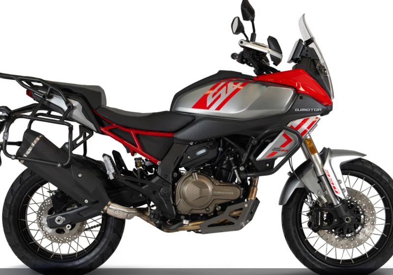 QJ Motor SRT 600SX do wynajęcia w motomalaga.com